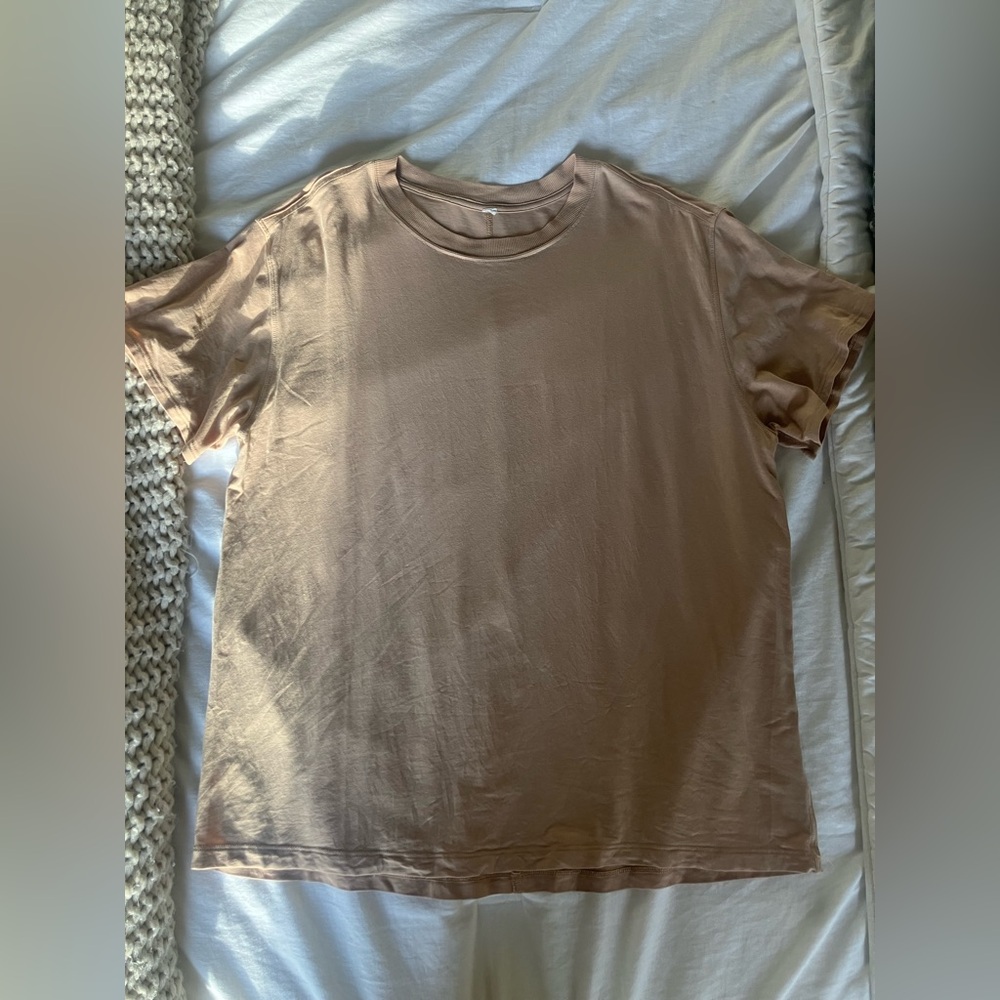 Lululemon Tee